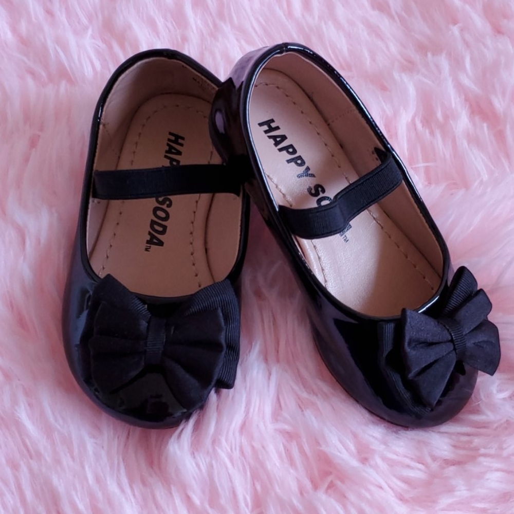 Happy Soda Dress Shoes - 5T I think